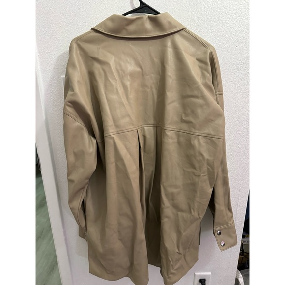 Zara faux leather button down jacket - Picture 3 of 3